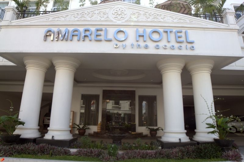 Amarelo Hotel Solo Extérieur photo